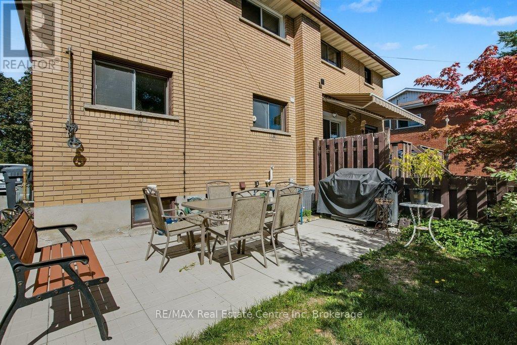 164 Willow Road, Guelph, Ontario  N1H 1W8 - Photo 21 - X12404024