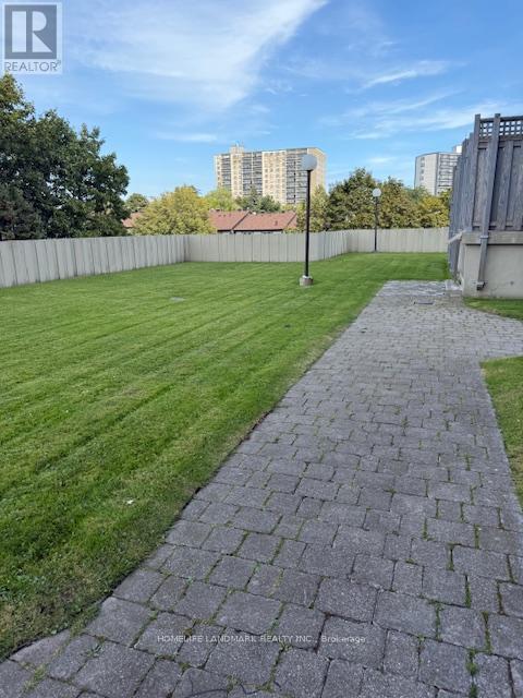 1811 - 15 TORRANCE ROAD, Toronto, Ontario
