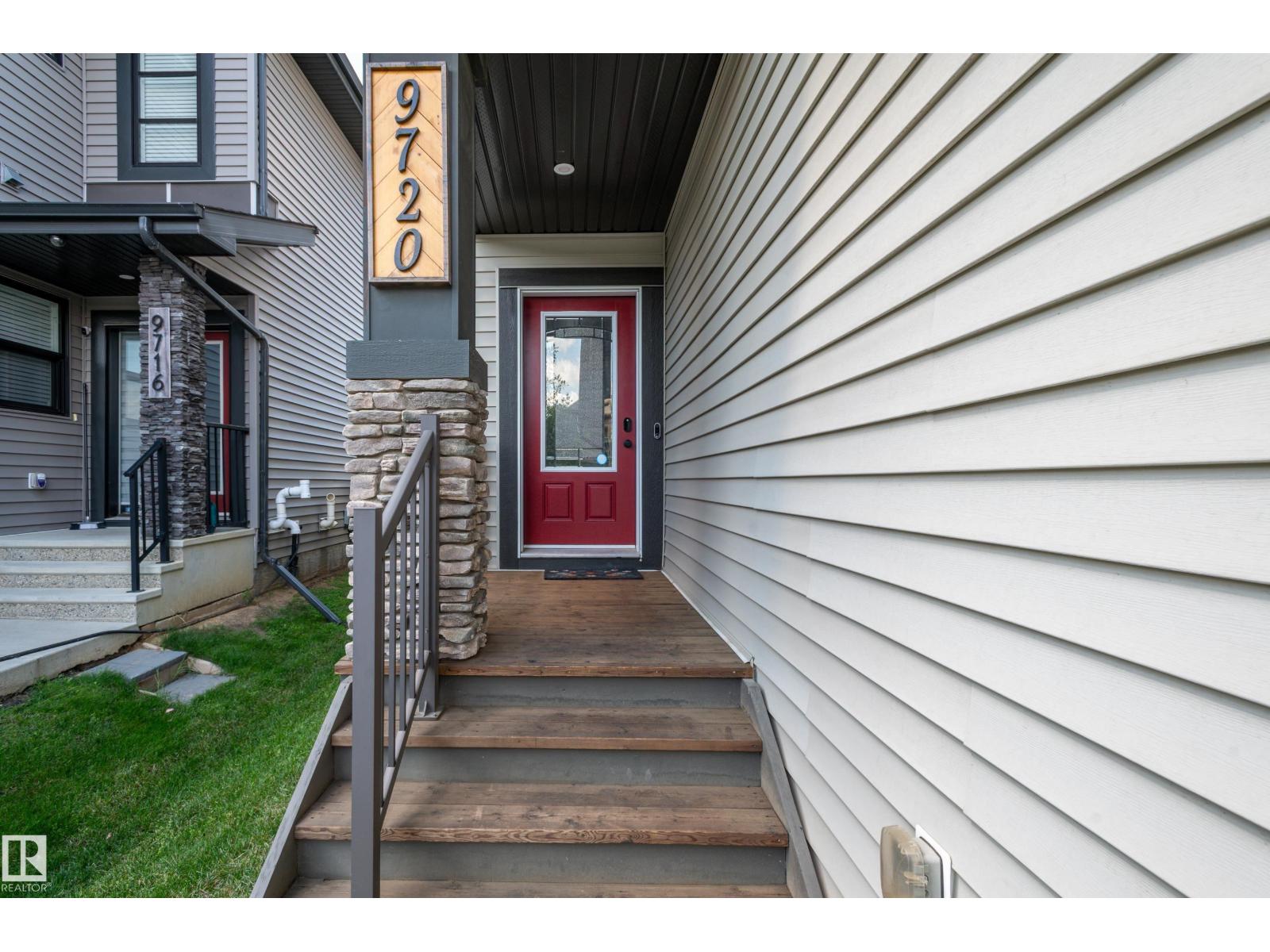 9720 223 St Nw, Edmonton, Alberta  T5T 7B7 - Photo 5 - E4450439