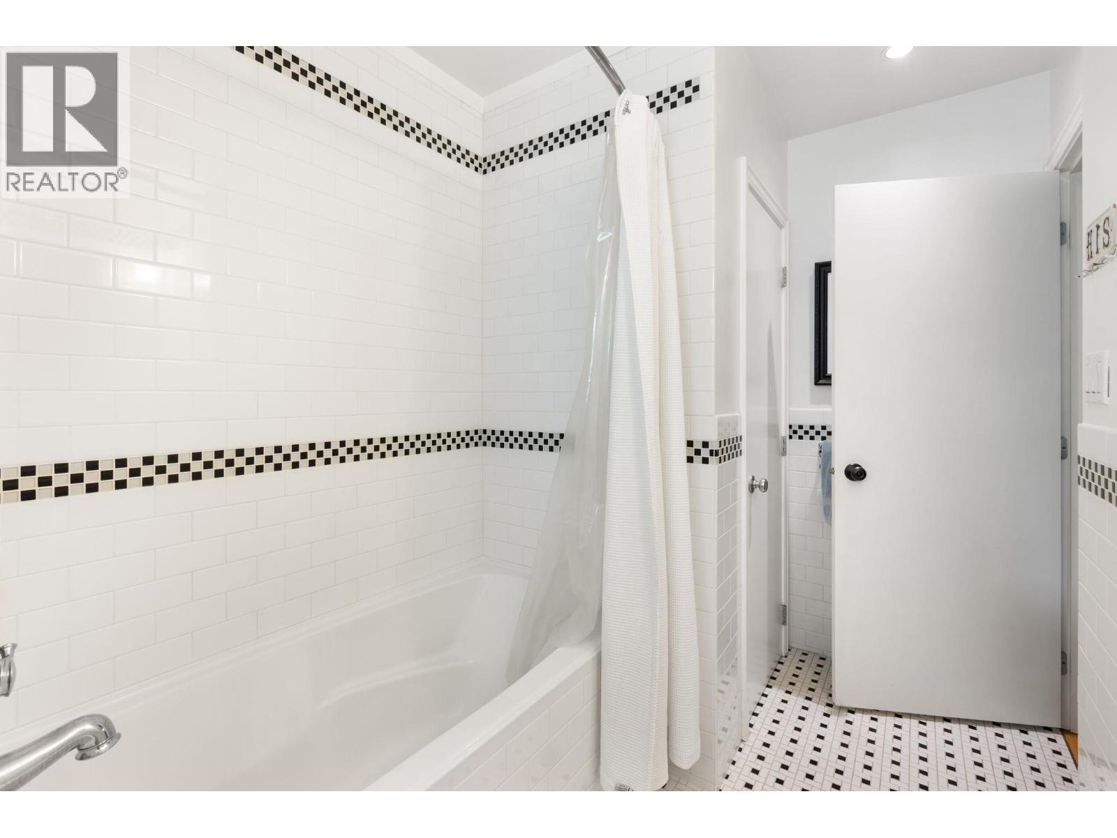 2857 W 35th Avenue, Vancouver, British Columbia  V6N 2M3 - Photo 29 - R3047633