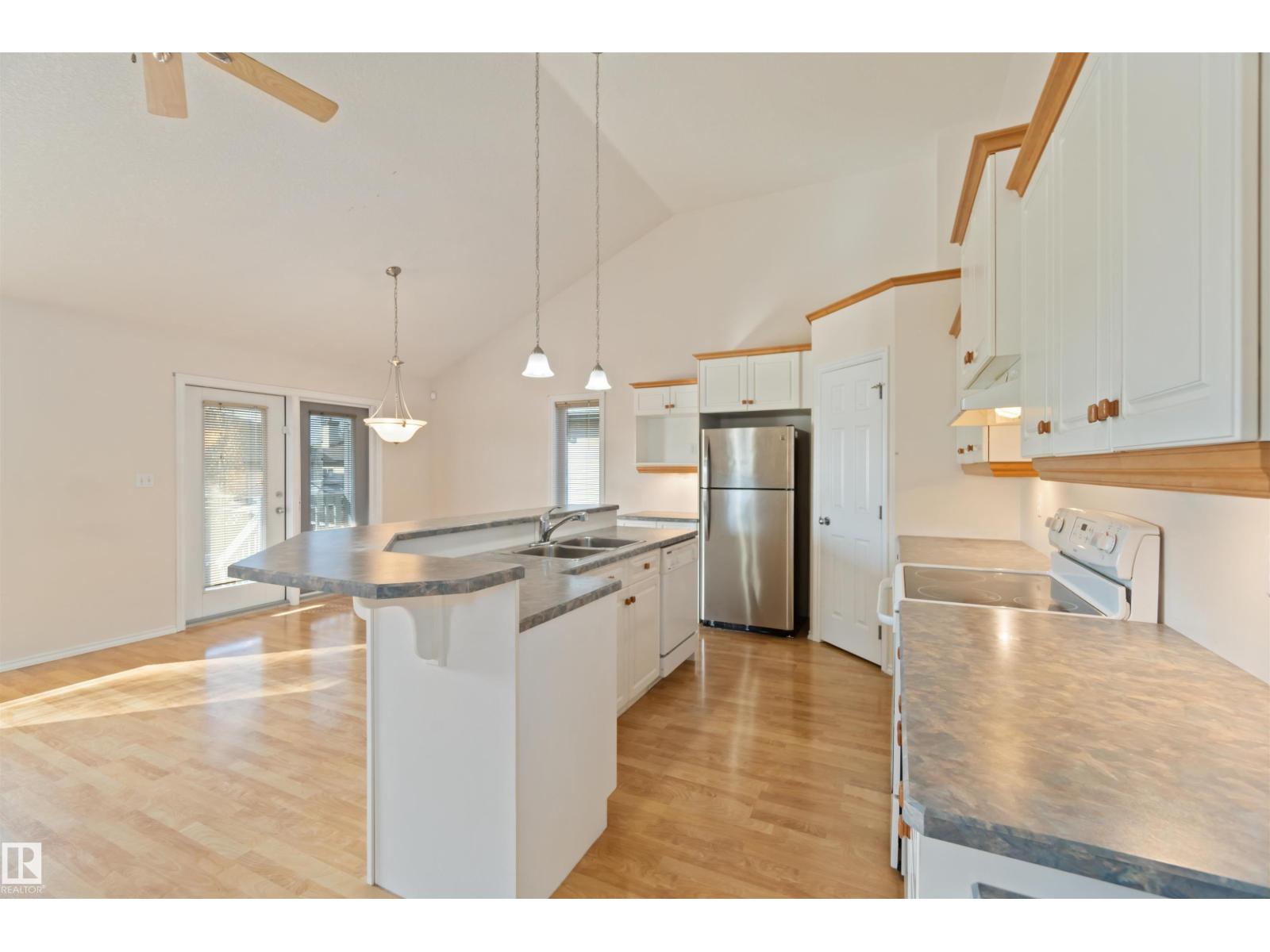 8315 172 Ave Nw Nw, Edmonton, Alberta  T5Z 3M1 - Photo 10 - E4457824