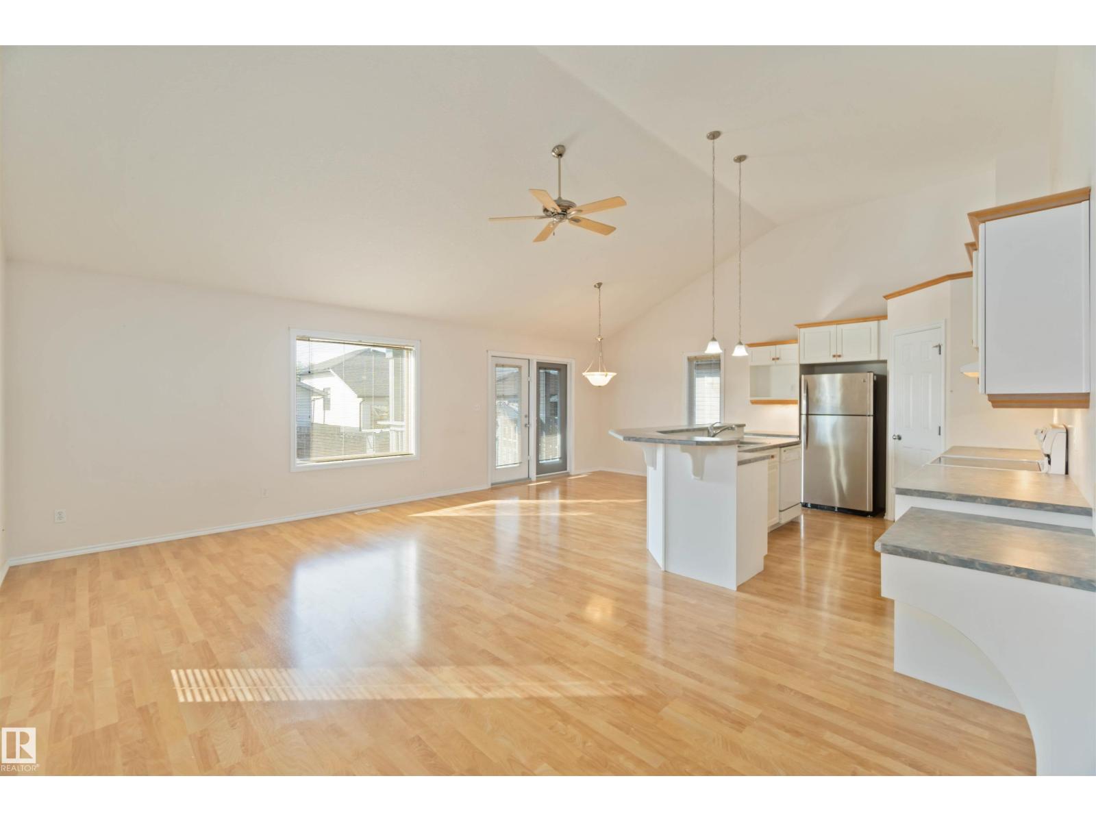 8315 172 Ave Nw Nw, Edmonton, Alberta  T5Z 3M1 - Photo 5 - E4457824