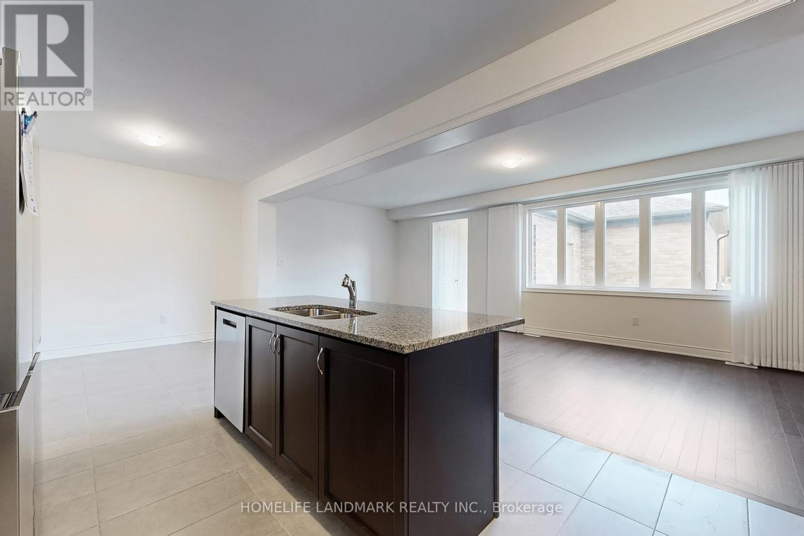 3574 Bur Oak Avenue, Markham (Cornell), Ontario  L6B 1R8 - Photo 12 - N12403890