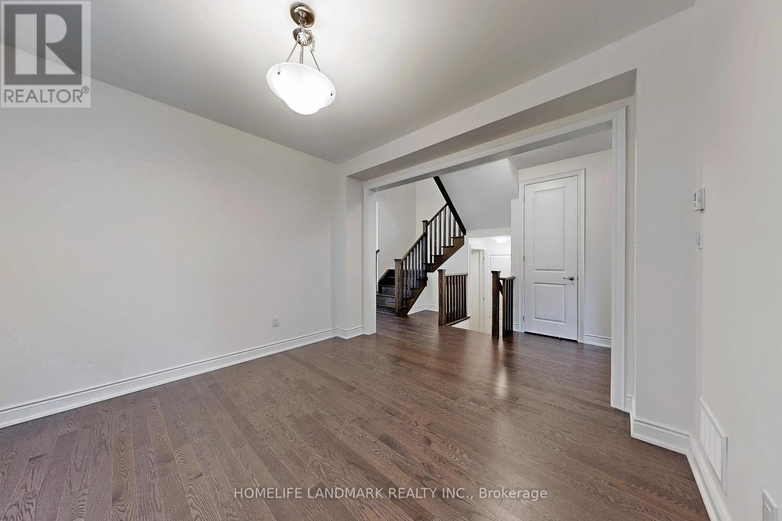 3574 Bur Oak Avenue, Markham (Cornell), Ontario  L6B 1R8 - Photo 5 - N12403890