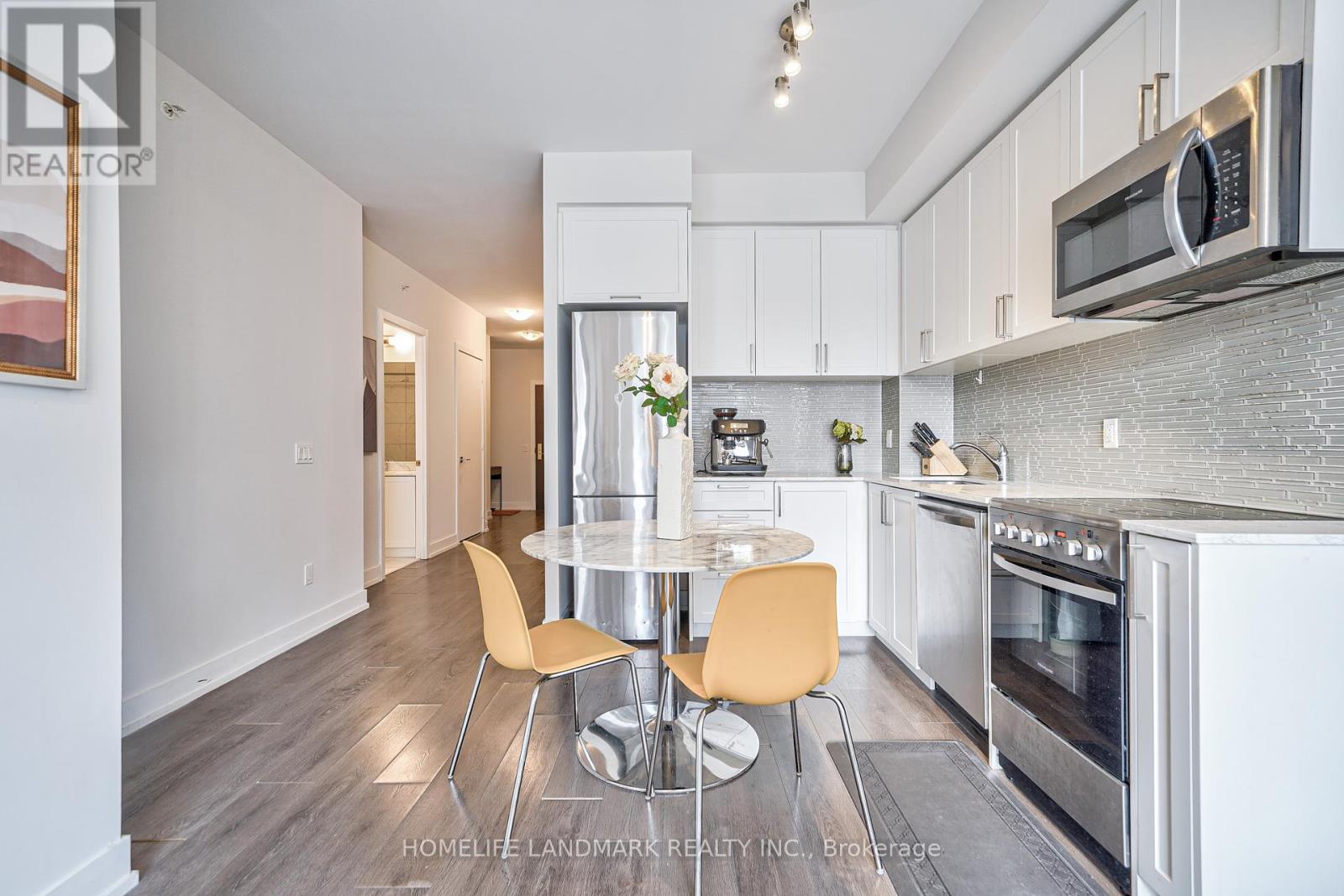 311w - 268 Buchanan Drive, Markham, Ontario  L3R 8G9 - Photo 7 - N12403895