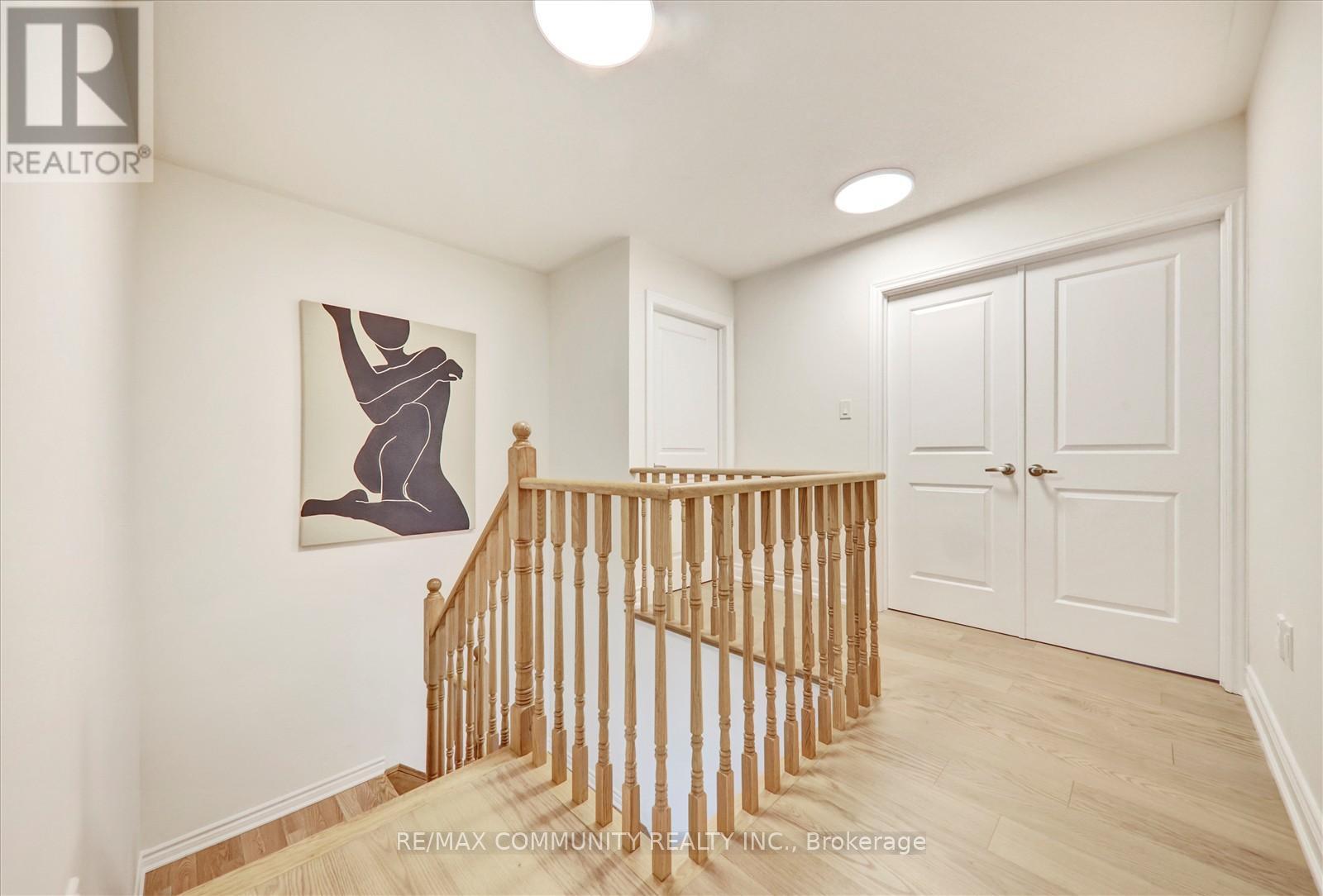 932 Barton Way, Innisfil, Ontario  L9S 0N5 - Photo 25 - N12403957