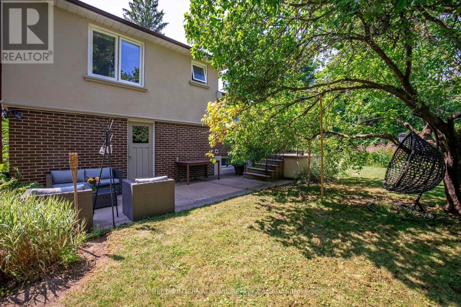 80 Centre Street, King (Schomberg), Ontario  L0G 1T0 - Photo 23 - N12403958