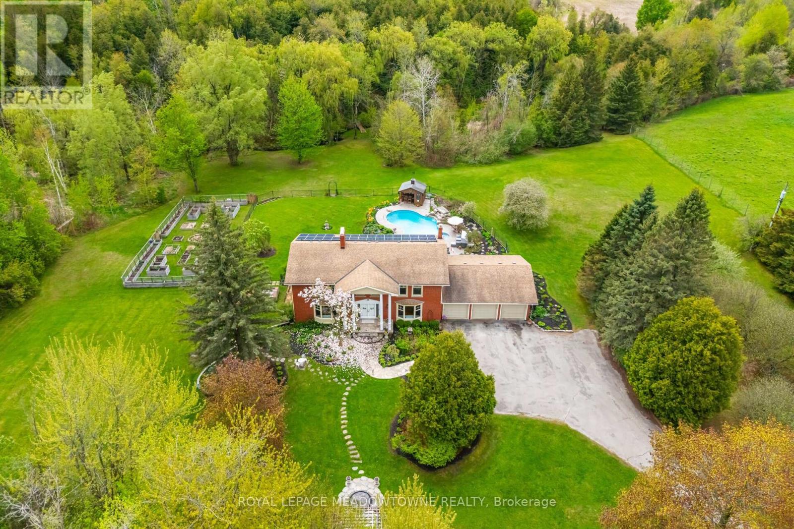 11302 Regional 25 Road, Halton Hills, Ontario  L7J 2M1 - Photo 1 - W12403810