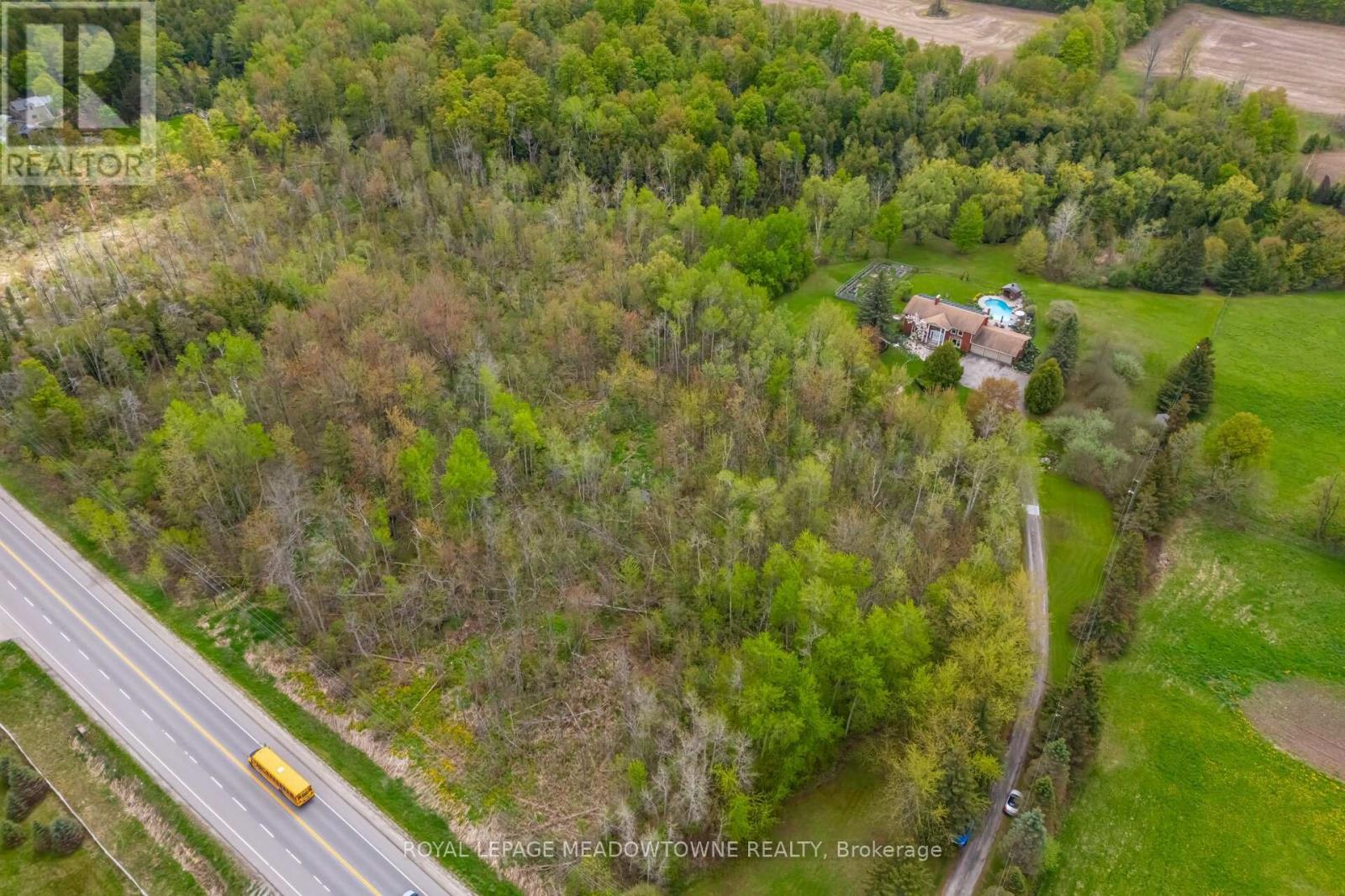 11302 Regional 25 Road, Halton Hills, Ontario  L7J 2M1 - Photo 3 - W12403810