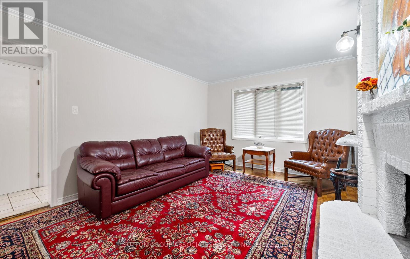 1252 Greenwood Crescent, Oakville, Ontario  L6J 6W5 - Photo 10 - W12403842