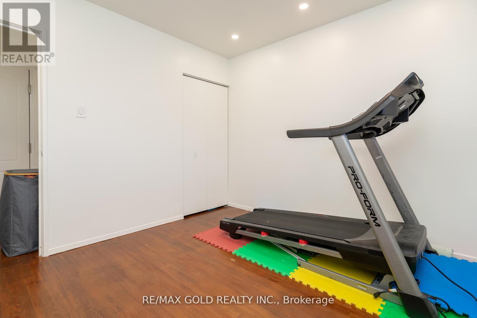 21 Argyle Crescent, Brampton, Ontario  L6T 1M9 - Photo 25 - W12403858