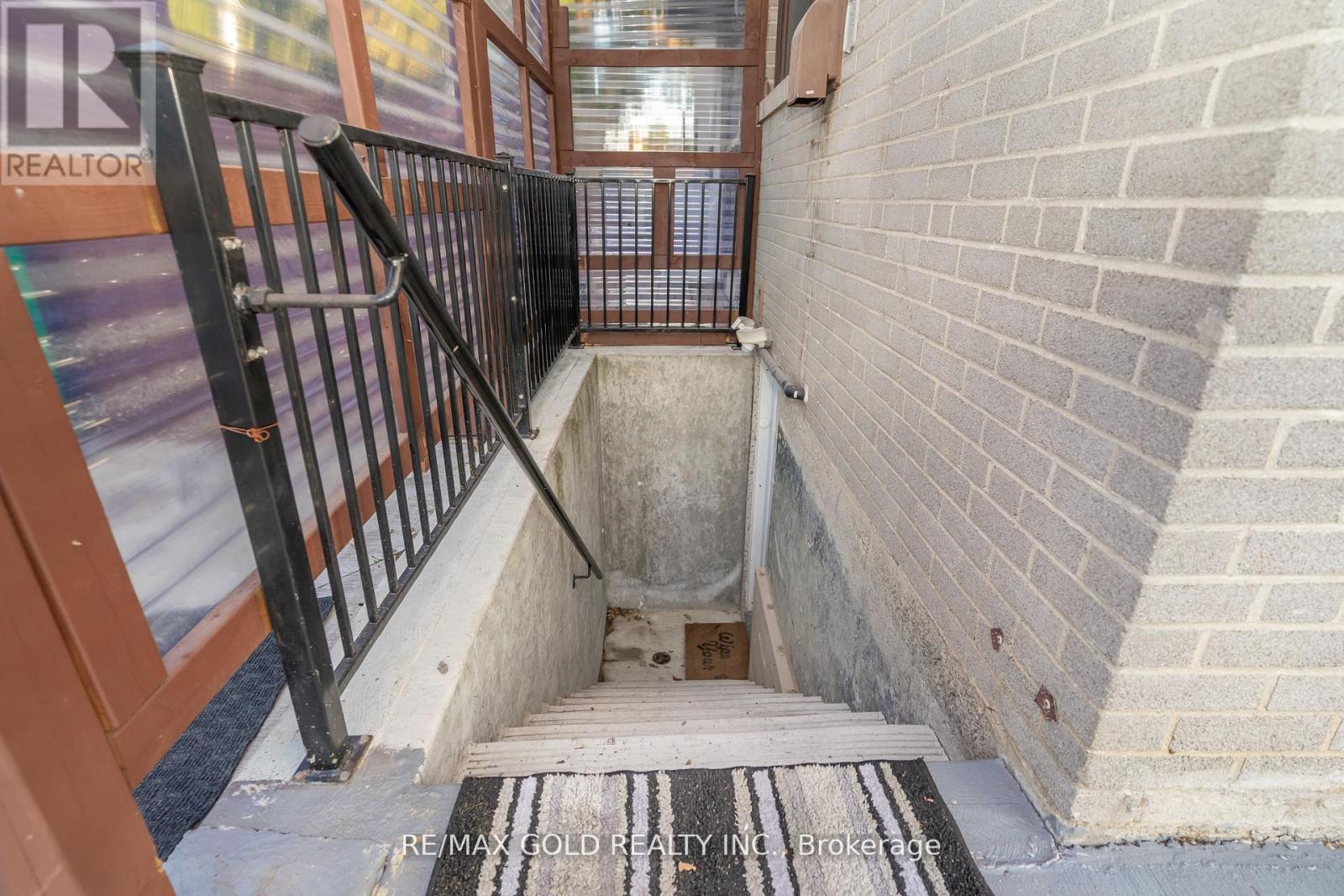 21 Argyle Crescent, Brampton, Ontario  L6T 1M9 - Photo 40 - W12403858