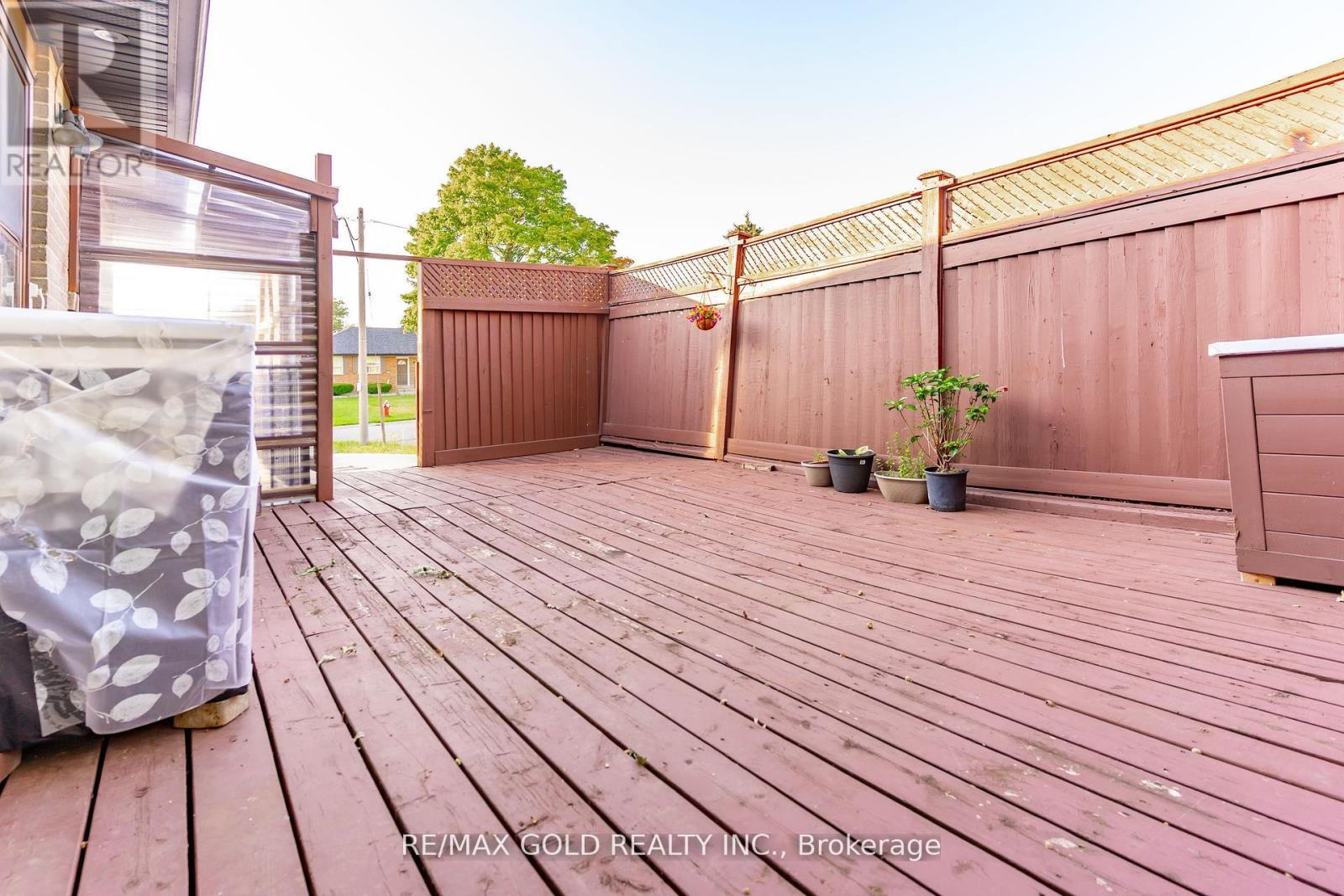 21 Argyle Crescent, Brampton, Ontario  L6T 1M9 - Photo 43 - W12403858