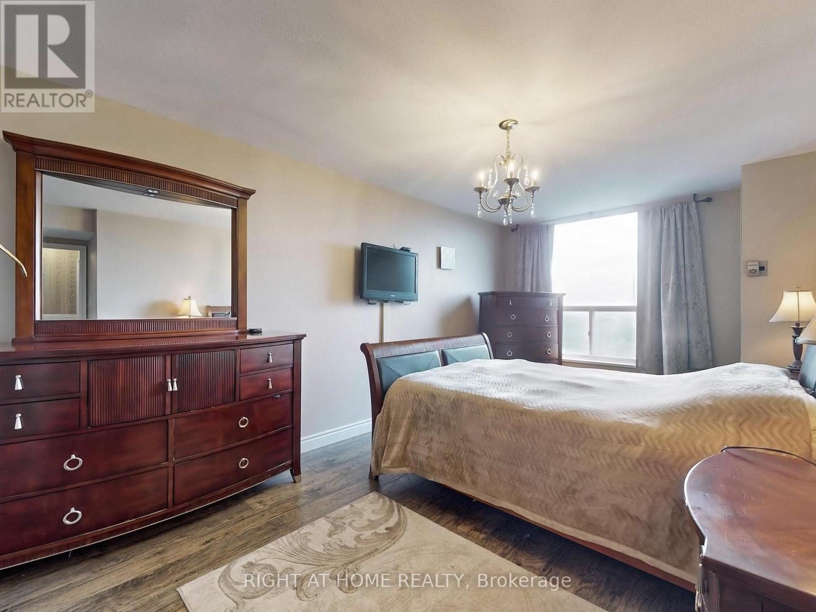 2303 - 85 Emmett Avenue, Toronto (Mount Dennis), Ontario  M6M 5A2 - Photo 18 - W12403888