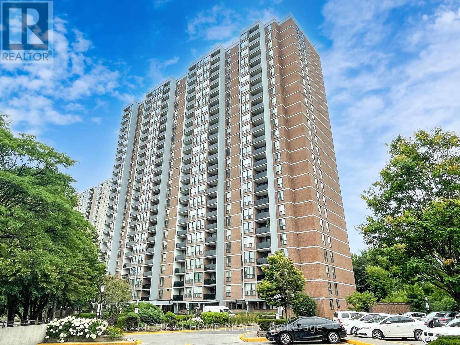 2303 - 85 Emmett Avenue, Toronto (Mount Dennis), Ontario  M6M 5A2 - Photo 2 - W12403888