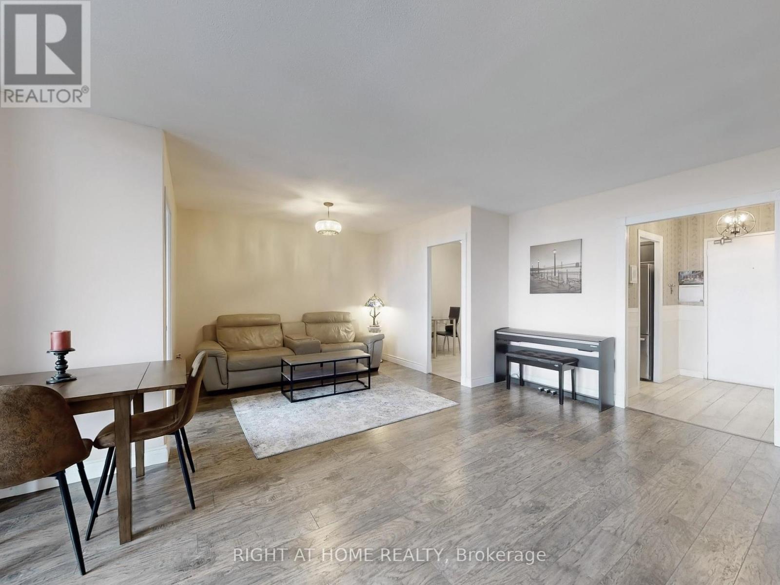 2303 - 85 Emmett Avenue, Toronto (Mount Dennis), Ontario  M6M 5A2 - Photo 8 - W12403888