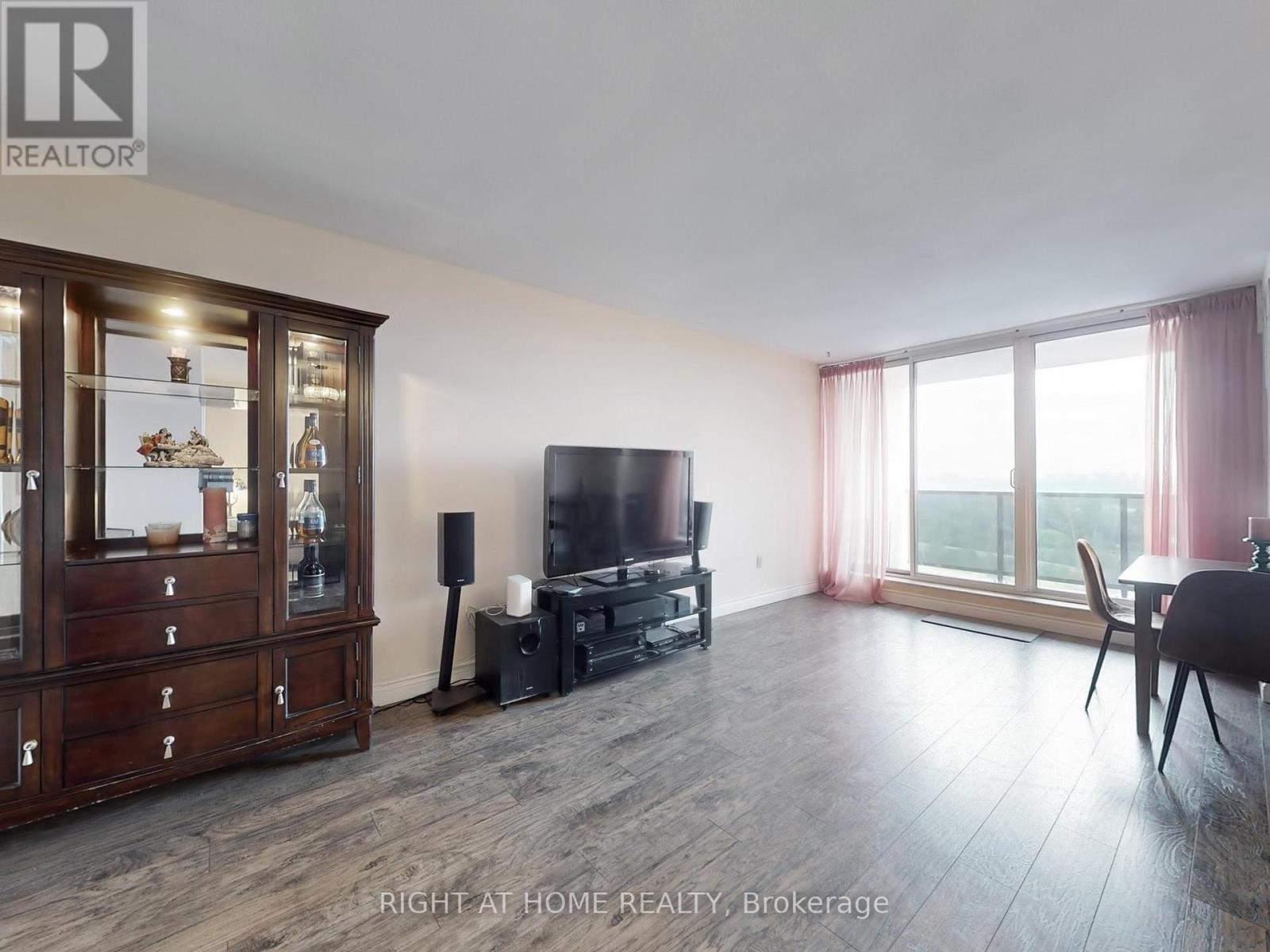 2303 - 85 Emmett Avenue, Toronto (Mount Dennis), Ontario  M6M 5A2 - Photo 9 - W12403888