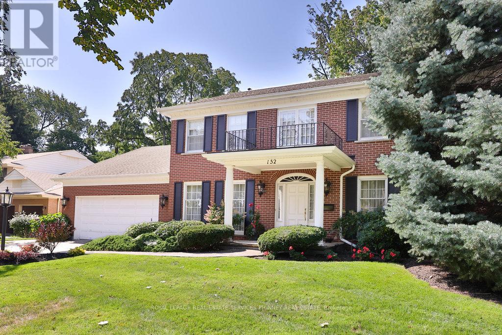 152 Breckondale Court, Burlington, Ontario  L7N 1X7 - Photo 4 - W12403907
