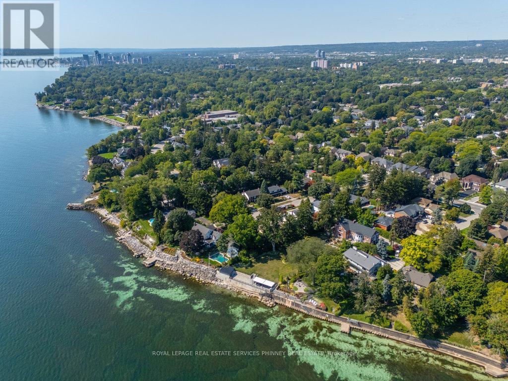 152 Breckondale Court, Burlington, Ontario  L7N 1X7 - Photo 42 - W12403907