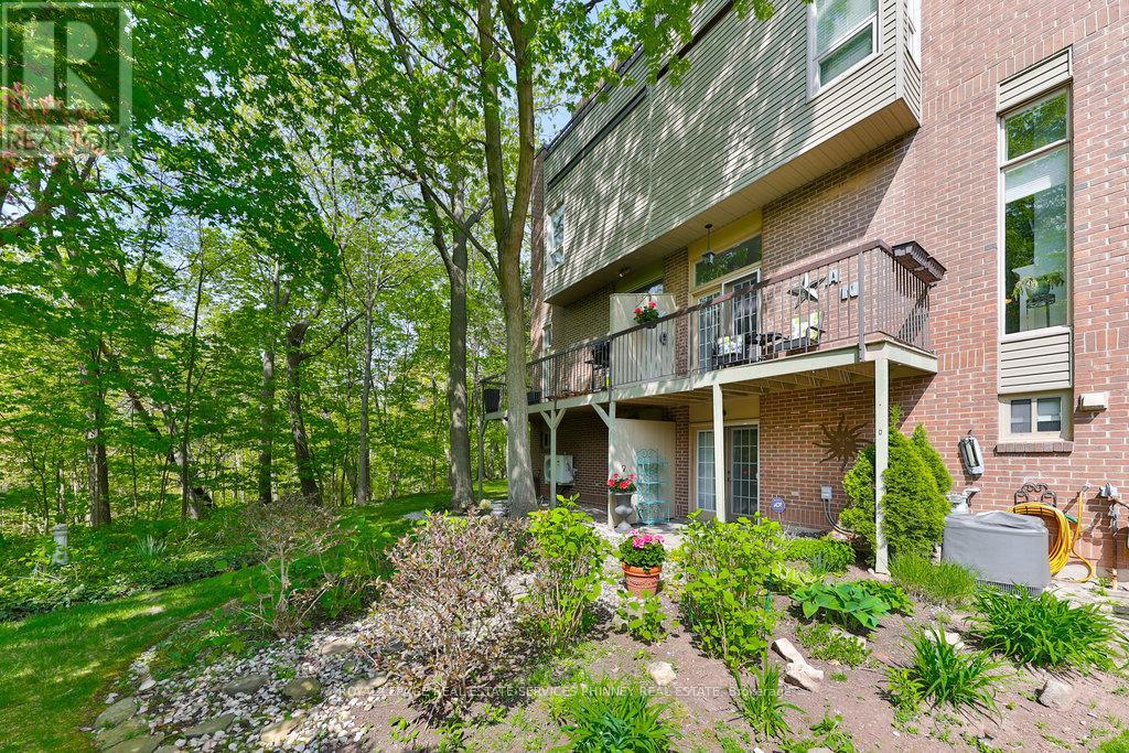 27 - 1250 Marlborough Court, Oakville, Ontario  L6H 2W7 - Photo 21 - W12403928