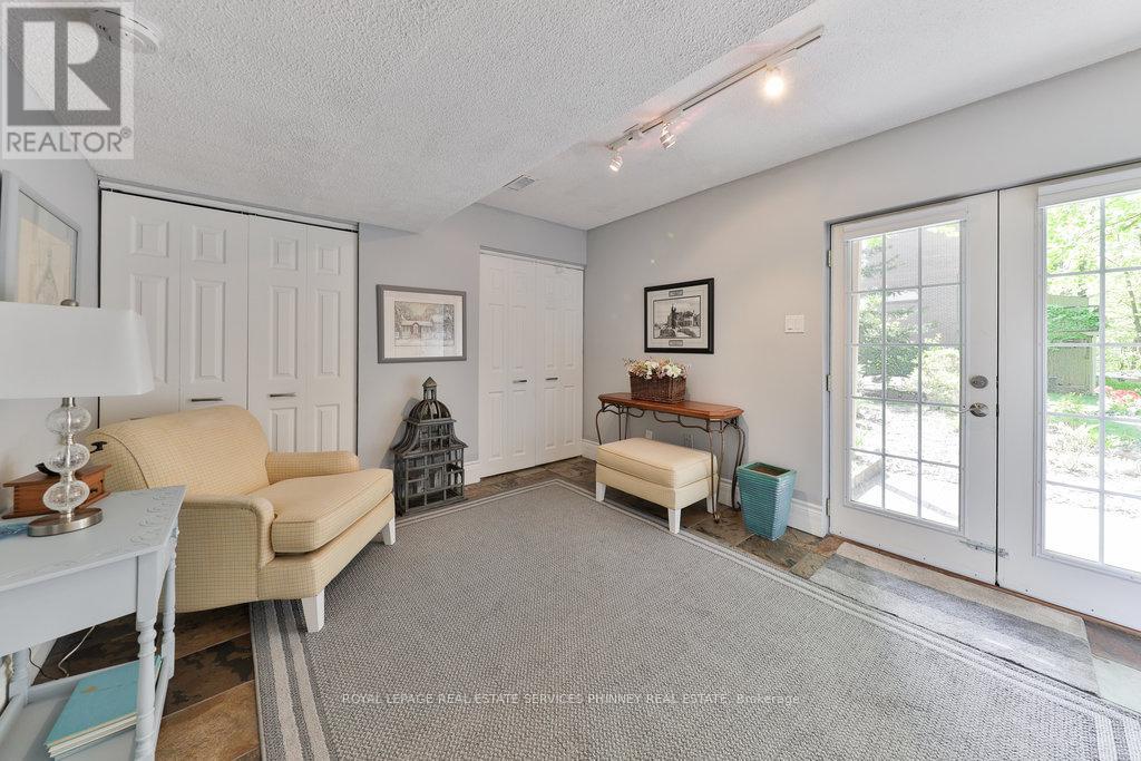 27 - 1250 Marlborough Court, Oakville, Ontario  L6H 2W7 - Photo 26 - W12403928