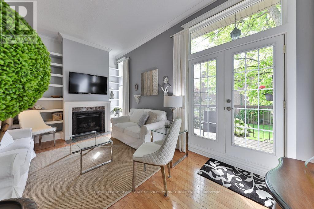 27 - 1250 Marlborough Court, Oakville, Ontario  L6H 2W7 - Photo 3 - W12403928