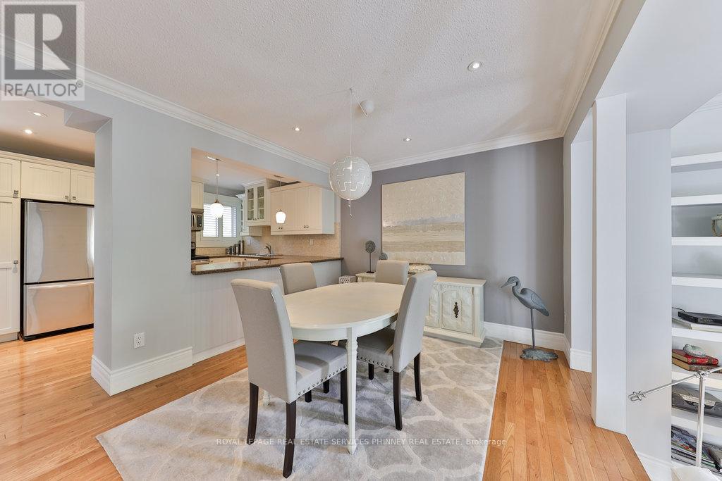27 - 1250 Marlborough Court, Oakville, Ontario  L6H 2W7 - Photo 6 - W12403928