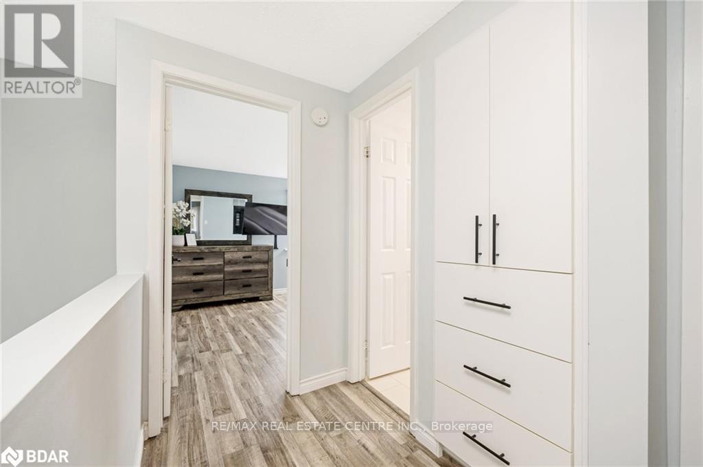 20 - 318 Laurier Avenue, Milton, Ontario  L9T 3M9 - Photo 20 - W12403939