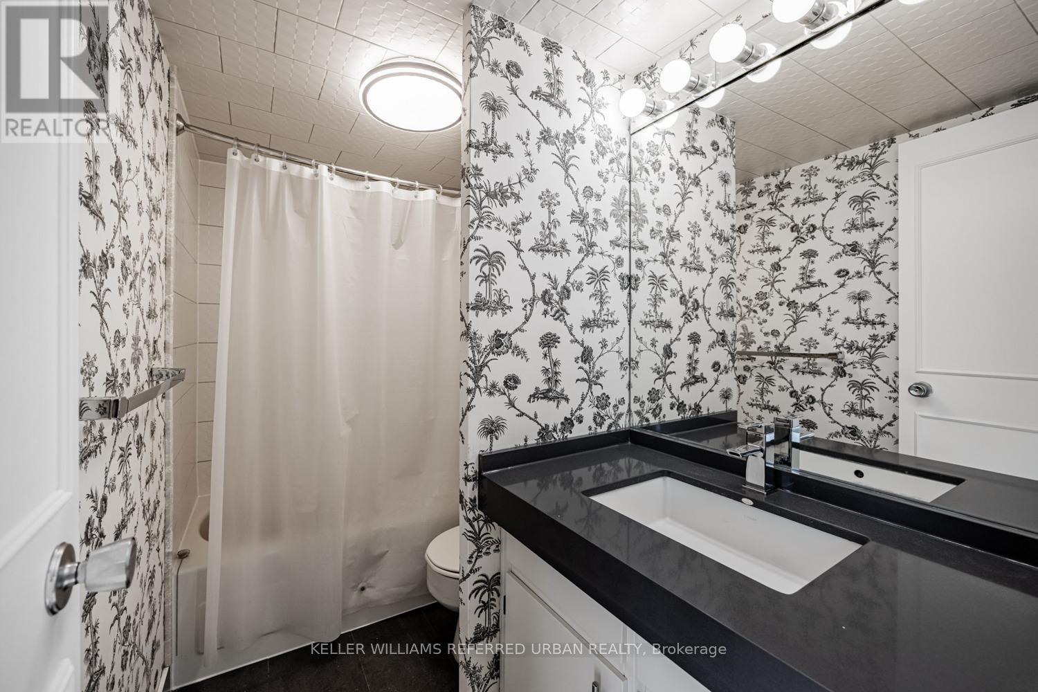 1409 - 1400 Dixie Road, Mississauga, Ontario  L5E 3E1 - Photo 22 - W12403948