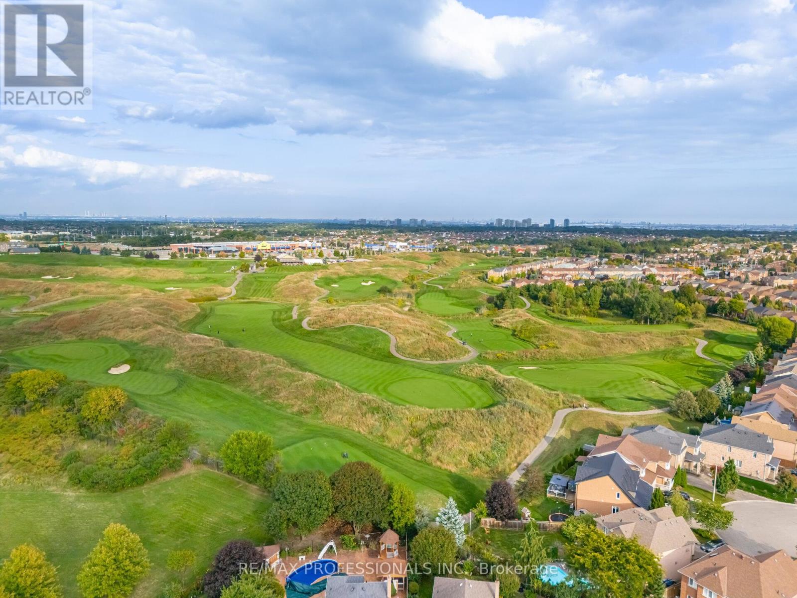 74 Upper Highlands Drive, Brampton, Ontario  L6Z 4V9 - Photo 45 - W12403994