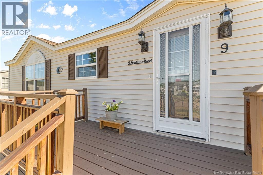9 Gentian, Moncton, New Brunswick  E1H 3K9 - Photo 2 - NB126713