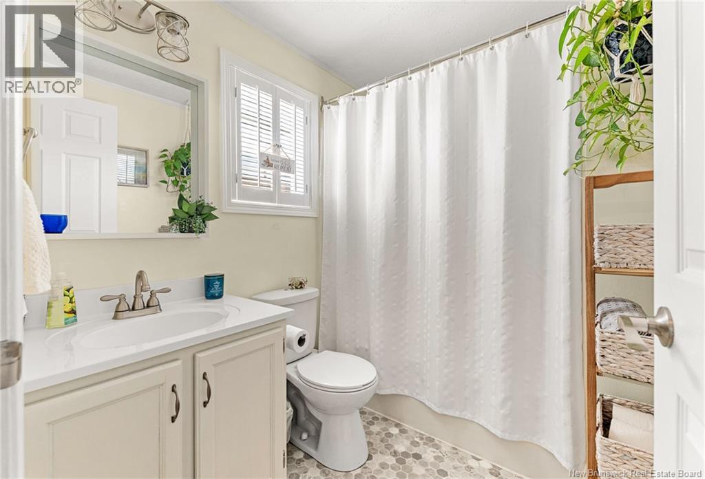 9 Gentian, Moncton, New Brunswick  E1H 3K9 - Photo 25 - NB126713