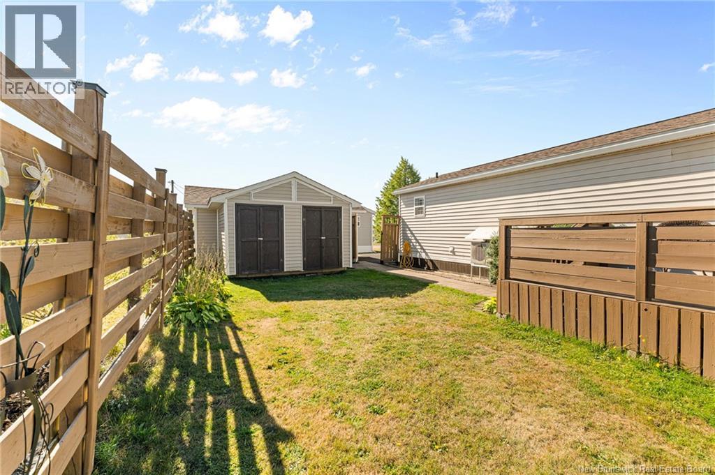9 Gentian, Moncton, New Brunswick  E1H 3K9 - Photo 28 - NB126713