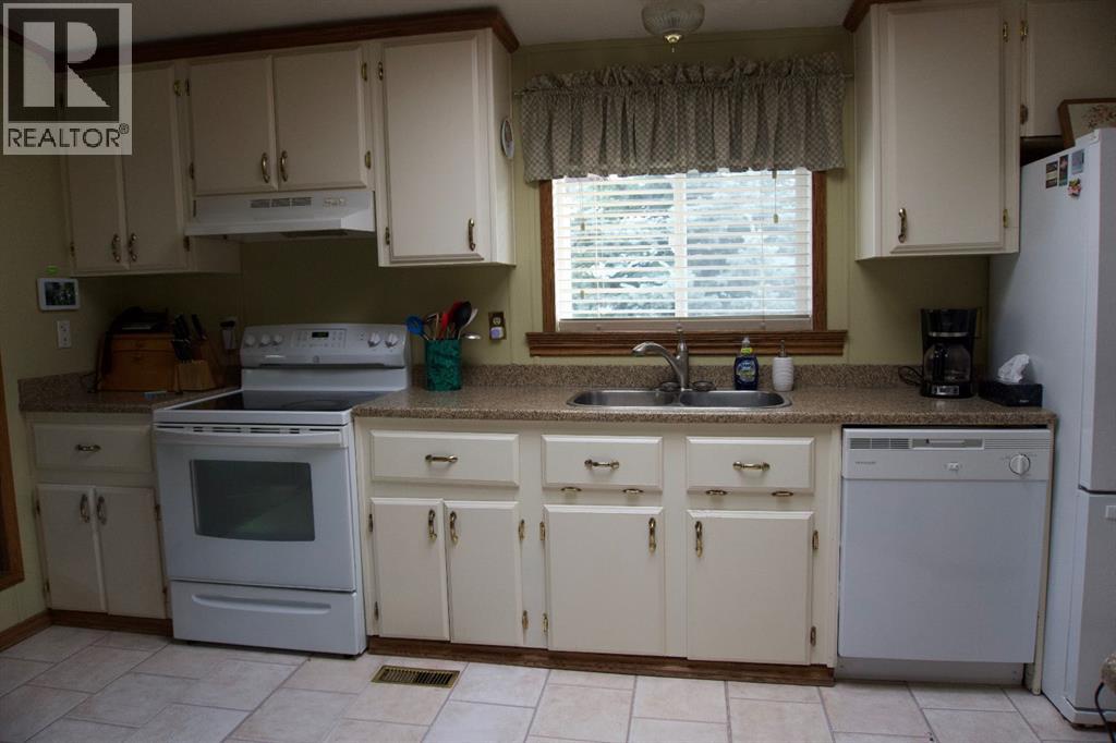 429 Homestead Trail Se, High River, Alberta  T1V 1J9 - Photo 4 - A2241932