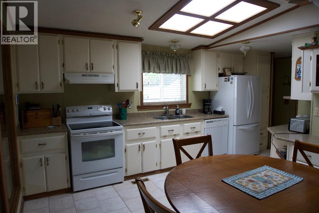 429 Homestead Trail Se, High River, Alberta  T1V 1J9 - Photo 3 - A2241932