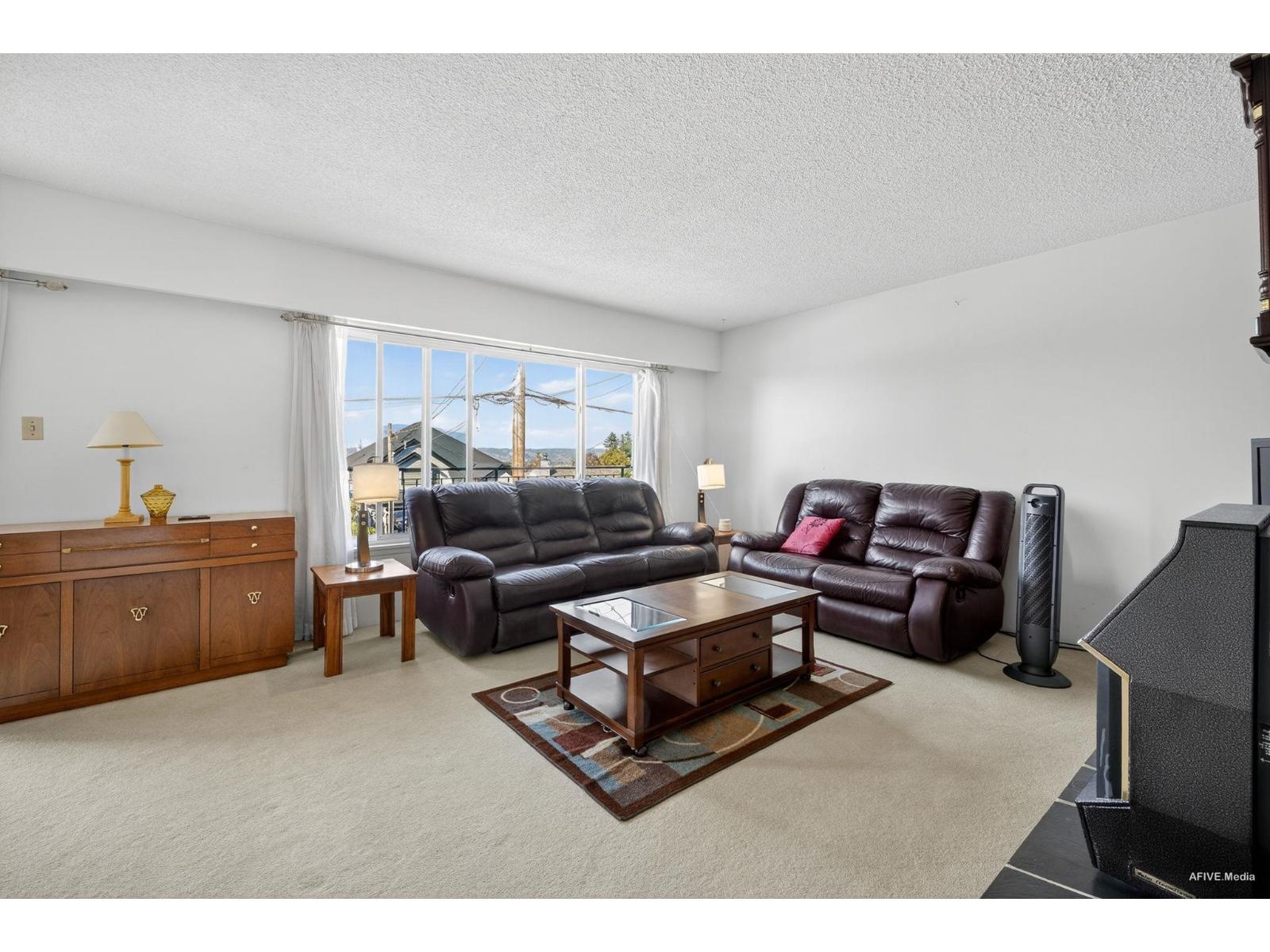 11640 98a Avenue, Surrey, British Columbia  V3V 2K9 - Photo 7 - R3046921