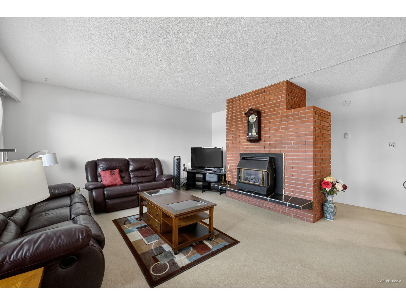11640 98a Avenue, Surrey, British Columbia  V3V 2K9 - Photo 9 - R3046921