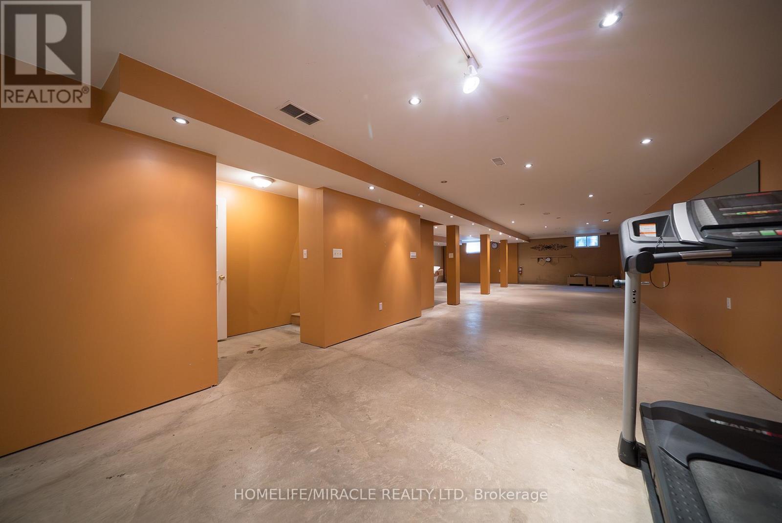 385 Mount Pleasant Road, Brantford, Ontario  N3T 1V3 - Photo 15 - X12403818