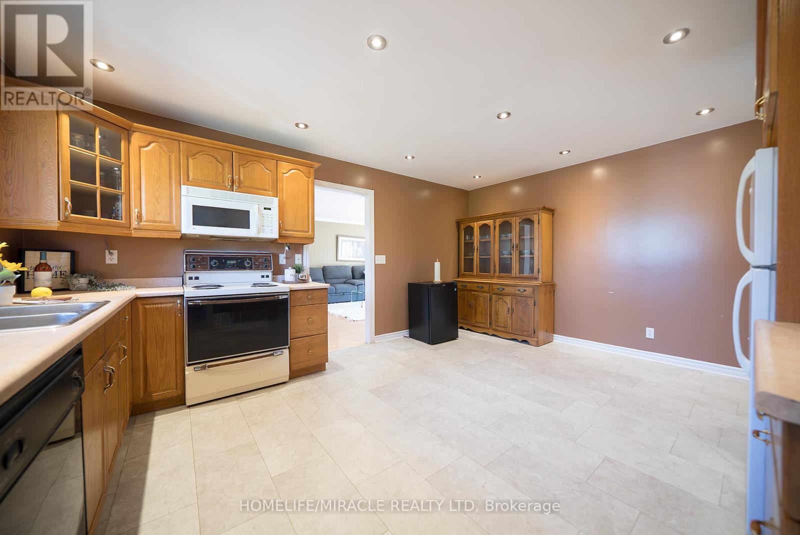 385 Mount Pleasant Road, Brantford, Ontario  N3T 1V3 - Photo 21 - X12403818