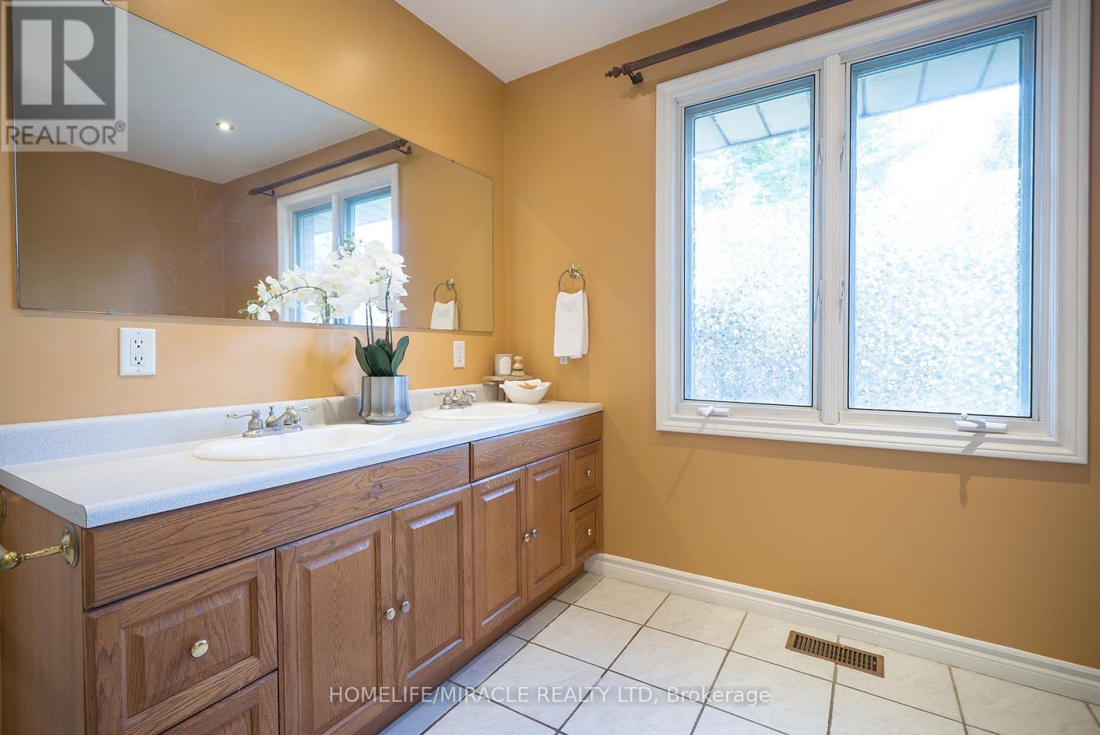 385 Mount Pleasant Road, Brantford, Ontario  N3T 1V3 - Photo 33 - X12403818