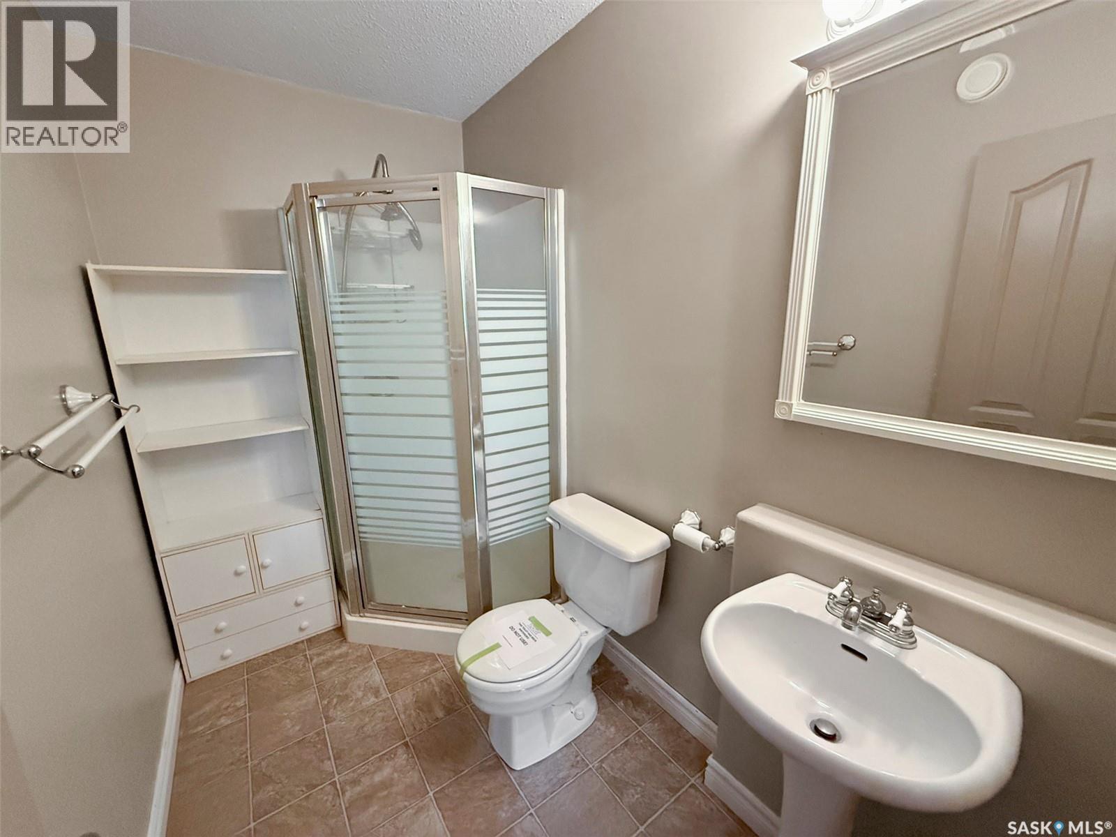 522 Battleford Trail, Swift Current, Saskatchewan  S9H 5C6 - Photo 12 - SK017500