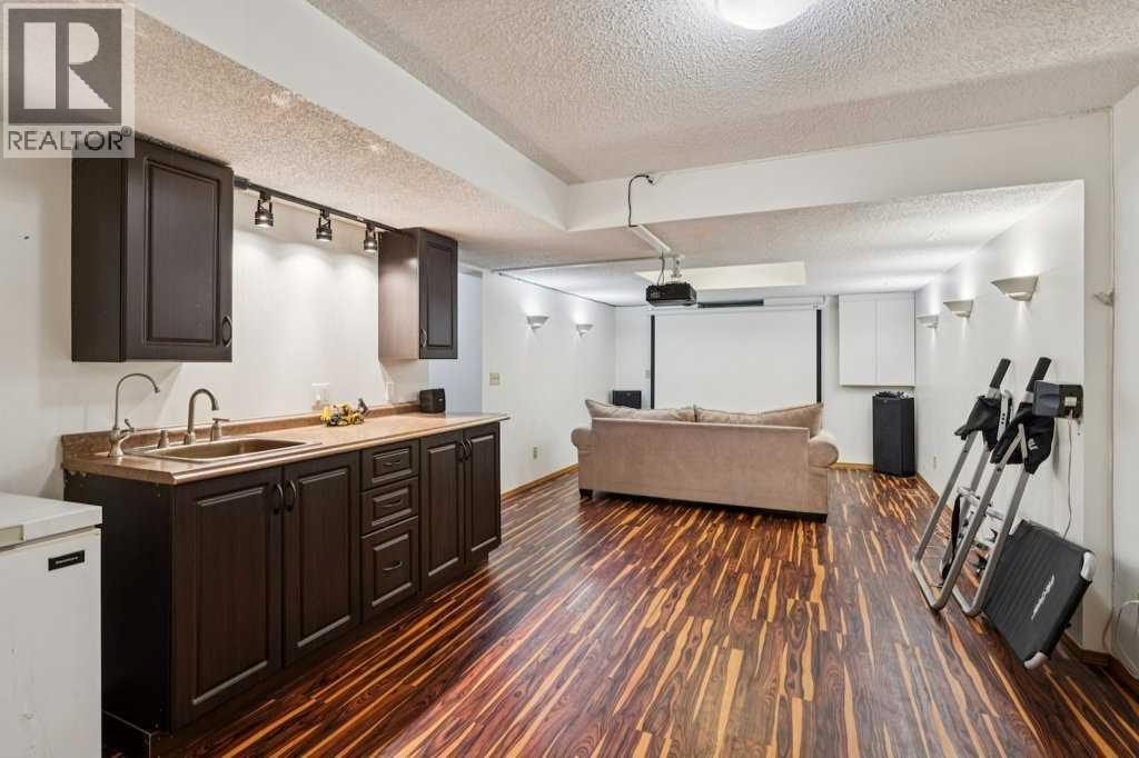 59 Sandringham Close Nw, Calgary, Alberta  T3K 3X1 - Photo 33 - A2254350