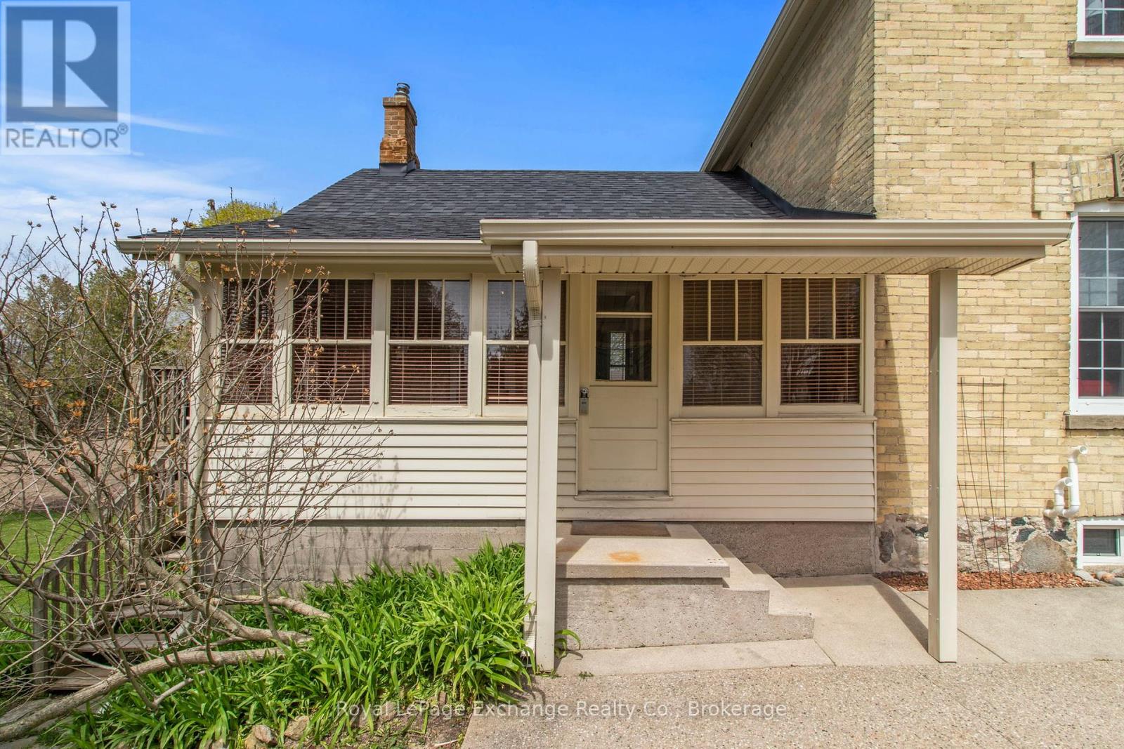 1180 Queen Street, Kincardine, Ontario  N2Z 1G5 - Photo 3 - X12404096