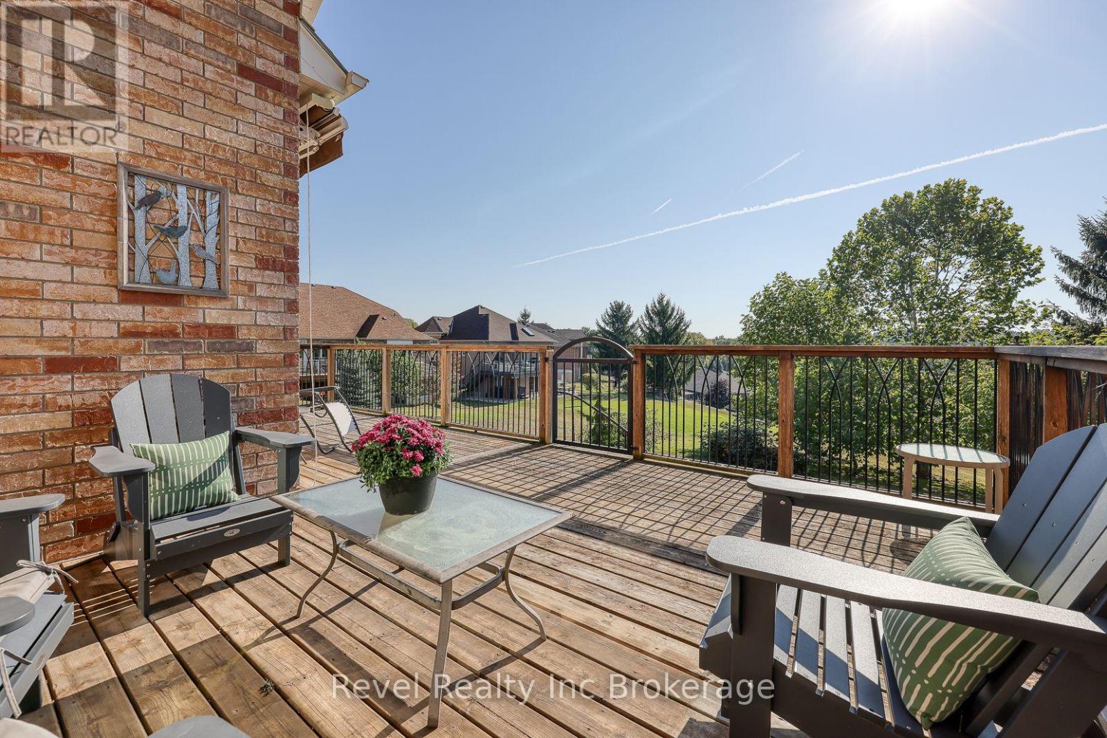 764 Garden Court Crescent, Woodstock, Ontario  N4T 0A3 - Photo 22 - X12404229
