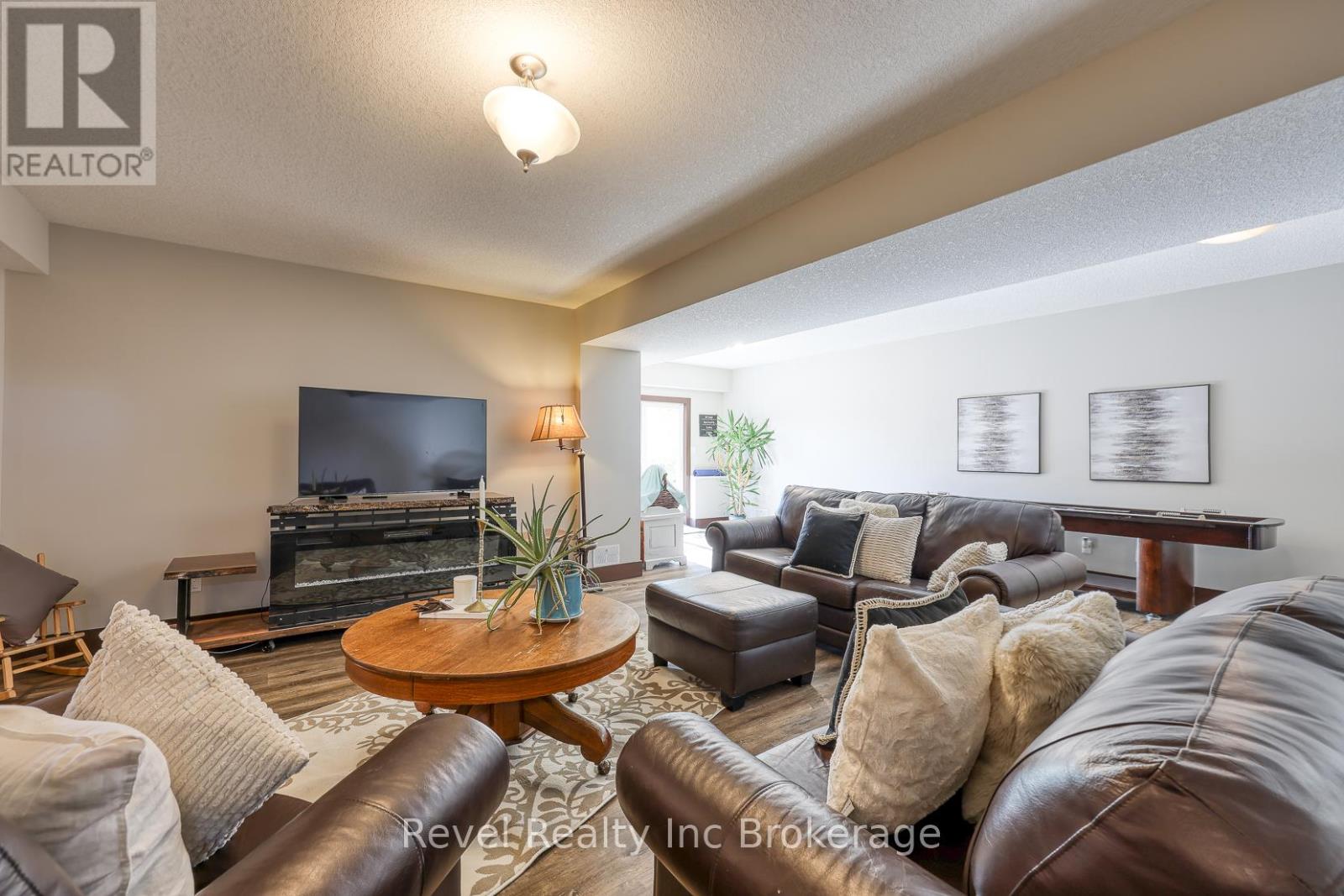 764 Garden Court Crescent, Woodstock, Ontario  N4T 0A3 - Photo 30 - X12404229