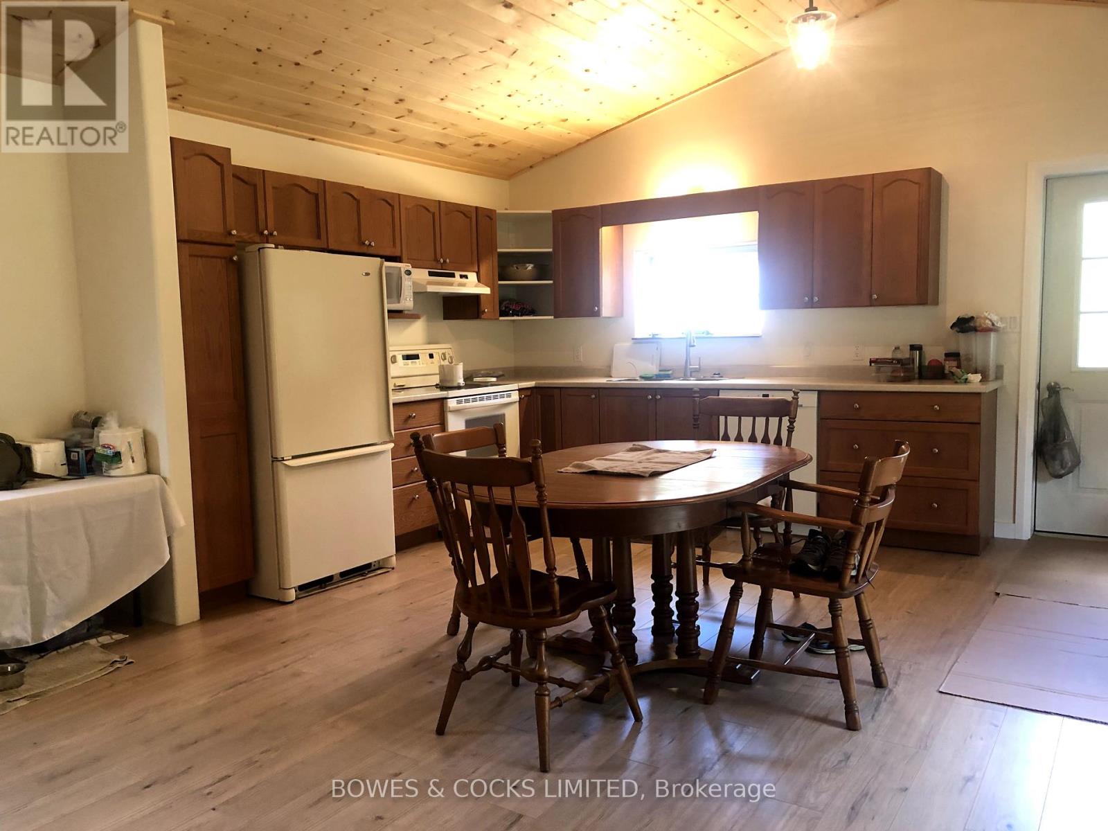 138 Weslemkoon Lake Road, Tudor And Cashel, Ontario  K0L 1W0 - Photo 11 - X12378025