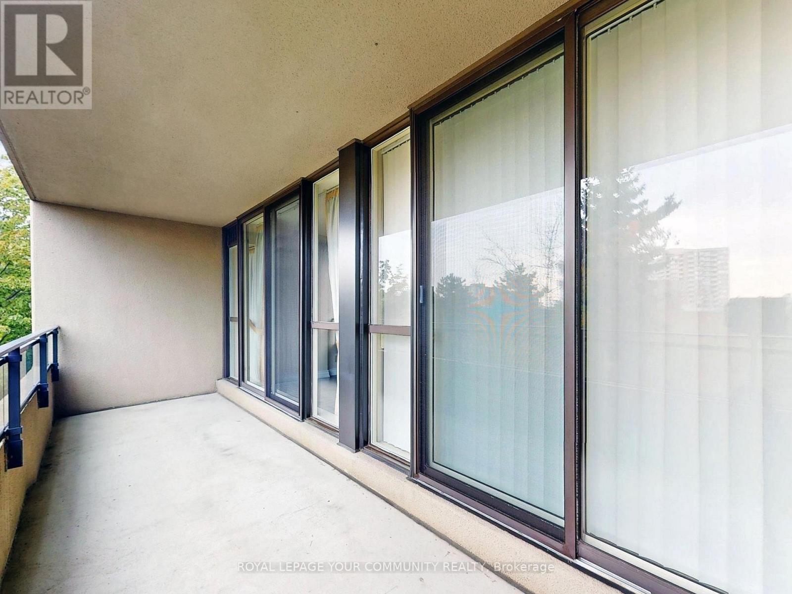 324 - 32 Clarissa Drive, Richmond Hill, Ontario  L4C 9R7 - Photo 24 - N12403991