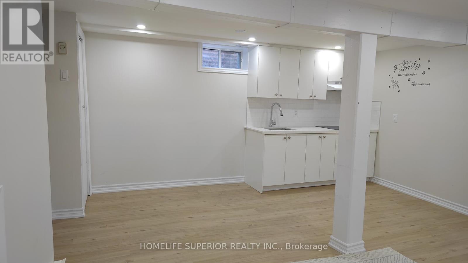Lower - 292 Brighton Court, Oshawa, Ontario  L1G 6H6 - Photo 7 - E12404248