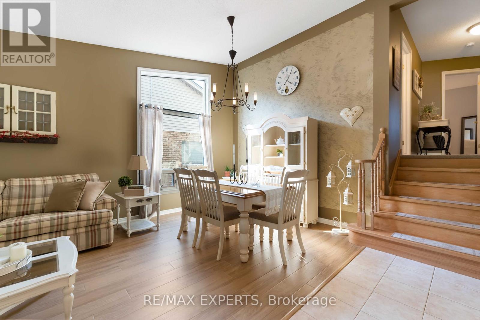 5991 Andrea Drive, Niagara Falls, Ontario  L2H 2Z9 - Photo 8 - X12403291