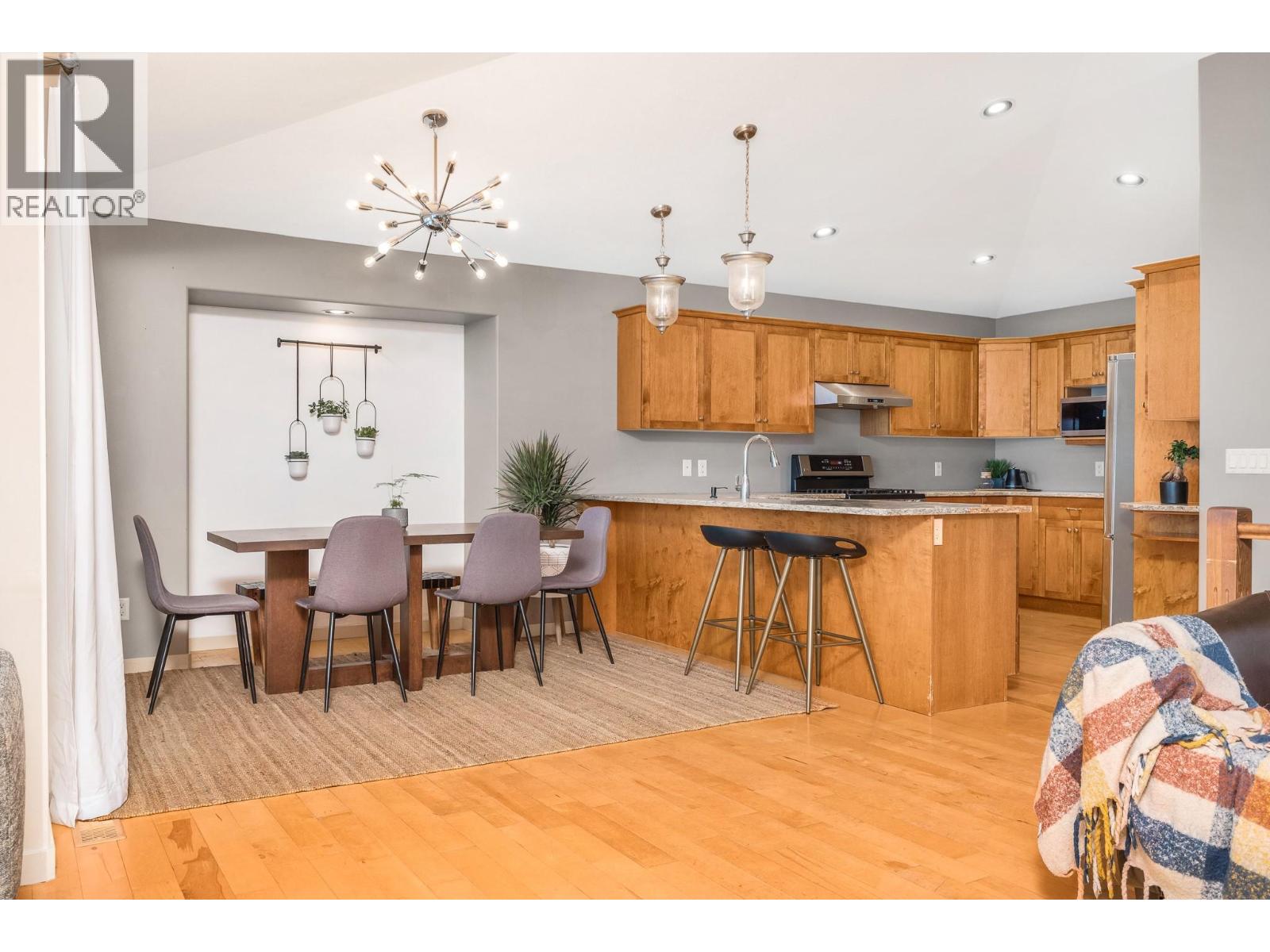 4979 Windsong Crescent, Kelowna, British Columbia  V1W 5C4 - Photo 12 - 10362835